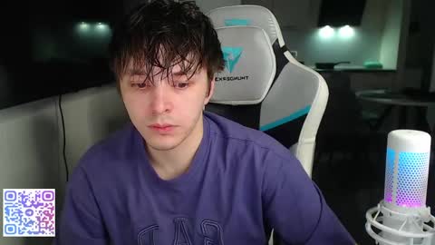 Jayce online show from April 2026 04:15:01 PM