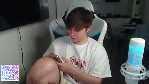 Jayce online show from May 2026 04:01:01 PM