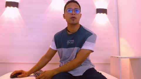 Snapshot of jayden_morris chatting on November 2025 11:44:01 AM Jayden Morris online show from November 2025 11:44:01 AM