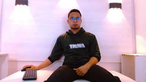 Snapshot of jayden_morris chatting on November 2025 11:10:01 AM Jayden Morris online show from November 2025 11:10:01 AM