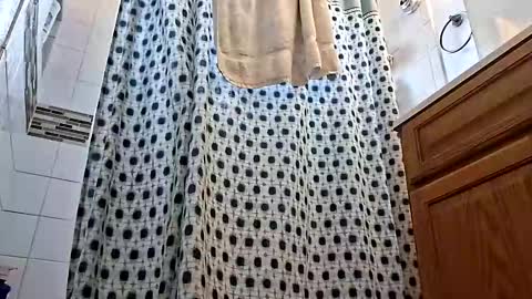 Meetmyfreak online show from April 2026 09:09:02 PM