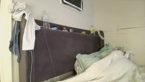 Naomiruty online show from October 2025 02:26:02 AM