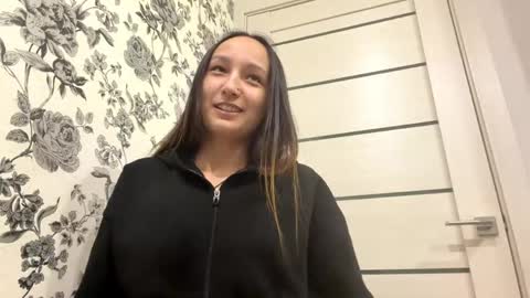 Stacie online show from April 2026 04:24:01 PM