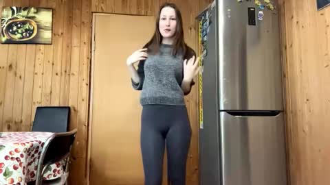 Sonya online show from December 2025 11:15:01 AM