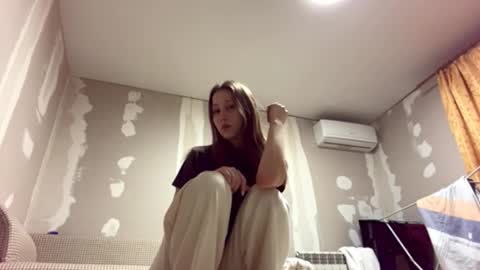 Sonya online show from February 2026 04:17:02 AM