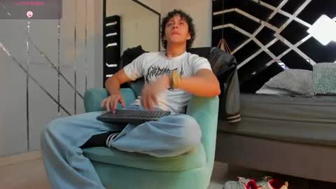Snapshot of jaytaylorr chatting on June 2026 11:40:02 AM Jay Taylor online show from June 2026 11:40:02 AM