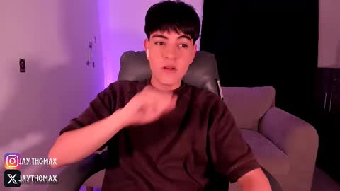 jaythomax online show from October 2025 01:24:02 AM