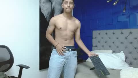 Snapshot of jaze_bradley chatting on February 2025 11:20:01 AM jaze_bradley online show from February 2025 11:20:01 AM