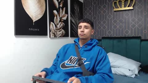 Snapshot of jaze_bradley chatting on February 2025 11:25:01 AM jaze_bradley online show from February 2025 11:25:01 AM