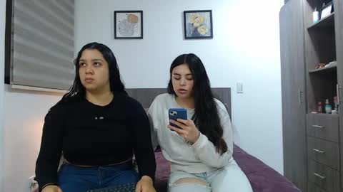 Jazmin and Scarlett online show from May 2026 09:39:02 AM