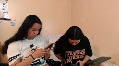 Snapshot of jazmin_dharius chatting on July 2026 04:19:01 AM Jazmin and Scarlett online show from July 2026 04:19:01 AM