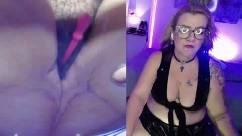 Snapshot of jazmin_ross chatting on September 2025 12:43:01 AM jazmin online show from September 2025 12:43:01 AM