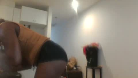 Jazzystelo online show from June 2026 03:14:01 PM