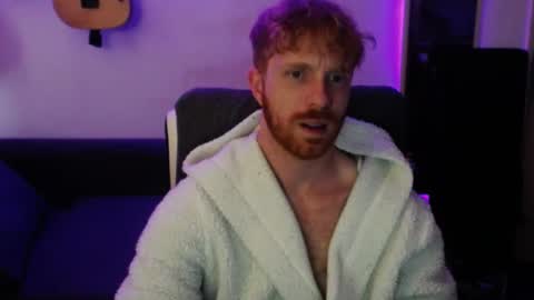 Snapshot of jb_cams chatting on December 2024 12:46:02 PM jb_cams online show from December 2024 12:46:02 PM