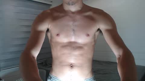 Snapshot of jbunny03 chatting on September 2025 03:20:01 AM Lin online show from September 2025 03:20:01 AM