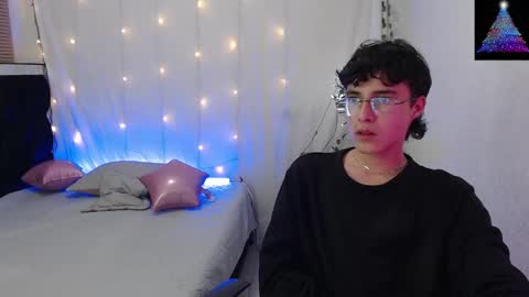 Snapshot of jeam_hot chatting on December 2024 01:08:01 AM jeam_hot online show from December 2024 01:08:01 AM