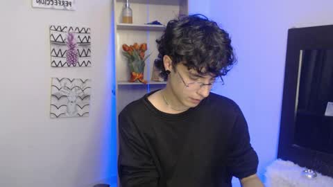 Snapshot of jeam_hot chatting on January 2025 09:51:01 PM jeam_hot online show from January 2025 09:51:01 PM