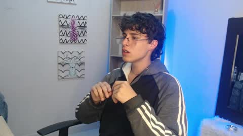 Snapshot of jeam_hot chatting on January 2025 12:51:02 AM jeam_hot online show from January 2025 12:51:02 AM