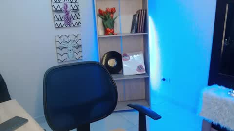 Snapshot of jeam_hot chatting on January 2025 12:36:01 AM jeam_hot online show from January 2025 12:36:01 AM