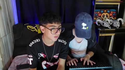 Snapshot of jeam_hot chatting on February 2025 09:33:02 PM jeam_hot online show from February 2025 09:33:02 PM