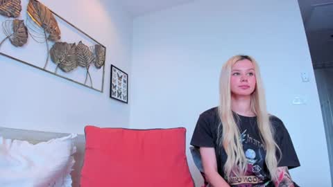 Akila and Daria online show from February 2025 03:55:02 AM