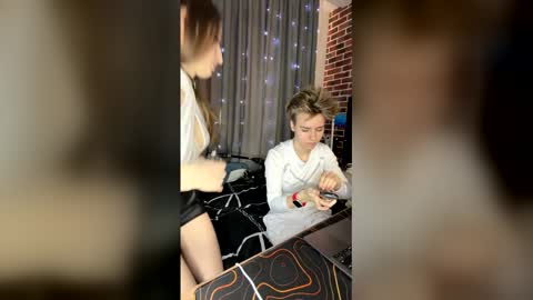 jean_wilsons online show from February 2026 12:05:02 PM