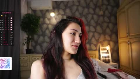 Snapshot of jeanfrancoa chatting on March 2025 09:15:02 PM Haily online show from March 2025 09:15:02 PM