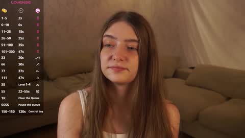 Snapshot of jeanfrancoa chatting on September 2025 05:25:01 PM Haily online show from September 2025 05:25:01 PM