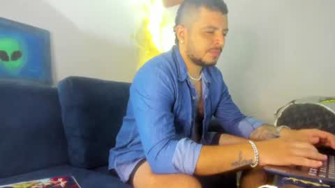 Snapshot of jeann_alex chatting on June 2026 02:29:01 AM Jean alex online show from June 2026 02:29:01 AM