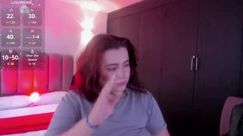 Snapshot of jeannewilliams_ chatting on June 2026 12:42:02 PM Jeanne Williams online show from June 2026 12:42:02 PM