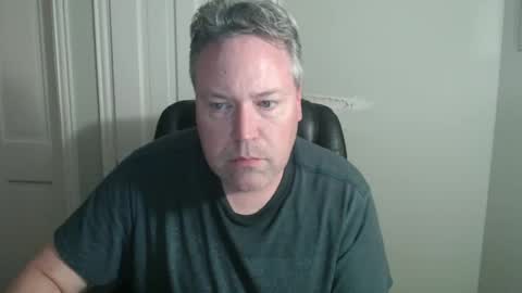 Snapshot of jeb5150 chatting on November 2025 08:14:01 AM JE online show from November 2025 08:14:01 AM