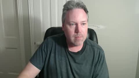 Snapshot of jeb5150 chatting on February 2026 03:39:01 AM JE online show from February 2026 03:39:01 AM