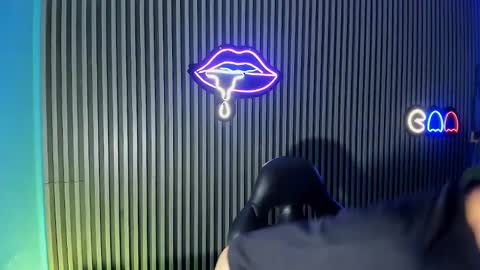 Jeff  online show from September 2025 12:43:02 PM