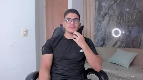 Snapshot of jeffdaltton chatting on October 2025 08:40:02 PM Jeff online show from October 2025 08:40:02 PM