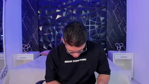 Snapshot of jeffdaltton chatting on October 2025 08:17:02 PM Jeff online show from October 2025 08:17:02 PM