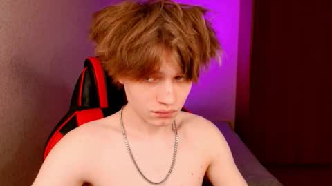 Snapshot of jeffreyue chatting on October 2025 05:22:02 PM Jeffrey online show from October 2025 05:22:02 PM