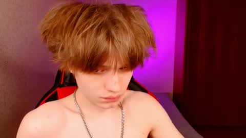 Snapshot of jeffreyue chatting on October 2025 05:44:02 PM Jeffrey online show from October 2025 05:44:02 PM