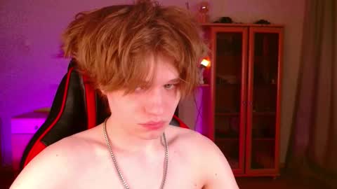 Snapshot of jeffreyue chatting on November 2025 03:10:02 PM Jeffrey online show from November 2025 03:10:02 PM