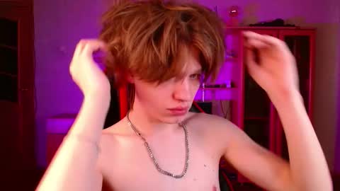 Snapshot of jeffreyue chatting on November 2025 09:20:02 AM Jeffrey online show from November 2025 09:20:02 AM