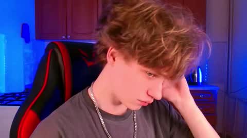 Jeffrey online show from December 2025 05:10:02 PM