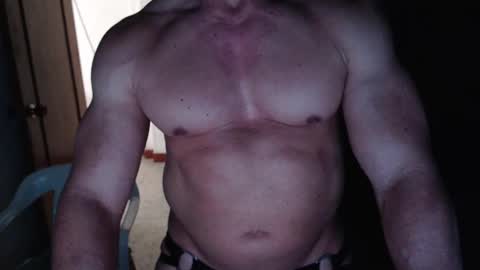 Snapshot of jefmuscletw chatting on February 2025 03:27:01 PM brayam online show from February 2025 03:27:01 PM