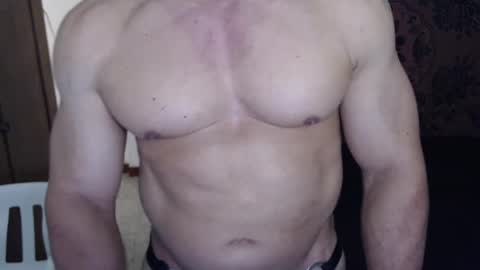 Snapshot of jefmuscletw chatting on February 2025 03:19:01 PM brayam online show from February 2025 03:19:01 PM