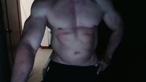 Snapshot of jefmuscletw chatting on October 2025 12:47:02 PM brayam online show from October 2025 12:47:02 PM