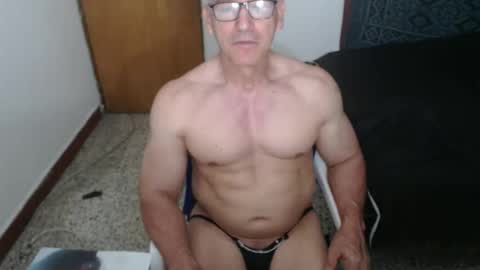 Snapshot of jefmuscletw chatting on April 2026 01:41:02 PM brayam online show from April 2026 01:41:02 PM