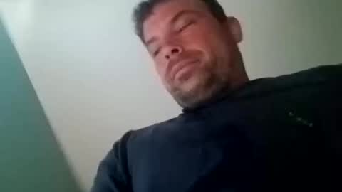 Snapshot of jefrojethro chatting on February 2025 04:15:01 AM jefrojethro online show from February 2025 04:15:01 AM