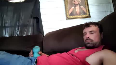 Snapshot of jefrojethro chatting on April 2026 07:33:02 PM jefrojethro online show from April 2026 07:33:02 PM