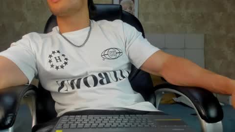 jeicob gagnon online show from September 2025 12:32:01 AM