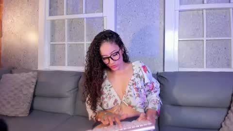 Jen  online show from February 2026 11:36:01 AM