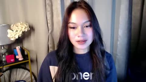 Snapshot of jelian365 chatting on December 2025 11:44:01 PM Jelian online show from December 2025 11:44:01 PM