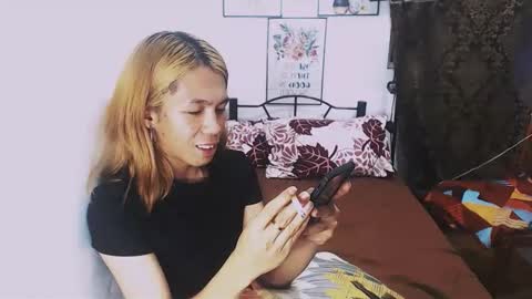 KYLAHARDFUCKER online show from January 2025 01:10:01 PM